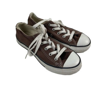 𝅺Chuck  Taylor Converse All Star Canvas Sneaker youth size 13